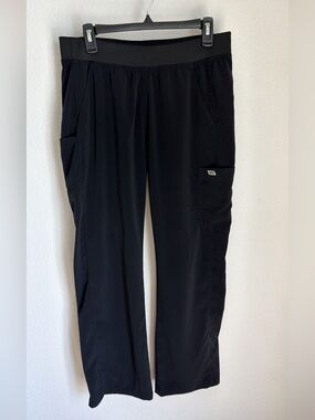 Elevate by IRG Women’s Black Cargo Scrub Pants with Elastic Waist